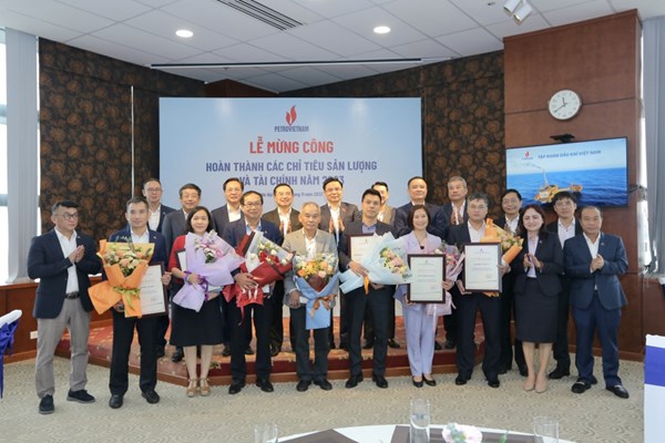 PVN về đích sớm toàn diện các chỉ tiêu sản xuất và tài chính năm 2023