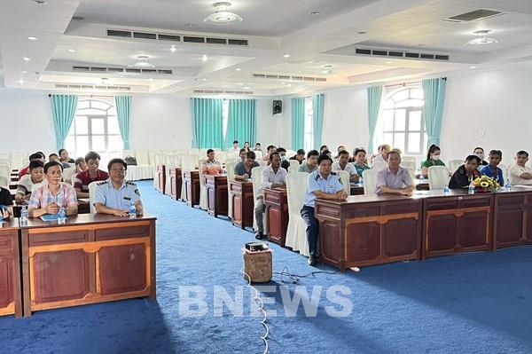 Sóc Trăng vận động cơ sở ký cam kết không kinh doanh sản phẩm thuốc lá mới