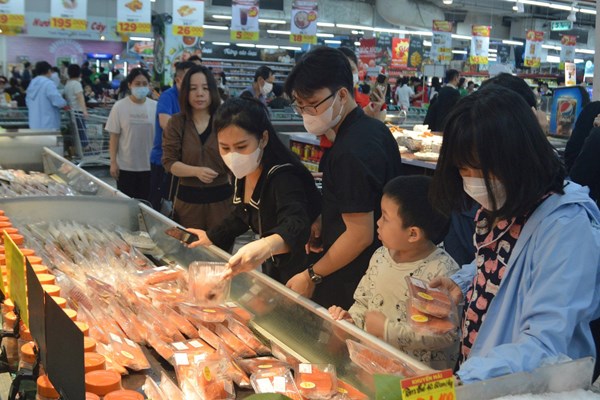 Sức nóng từ "Hà Nội đêm không ngủ - HaNoi Midnight Sale"