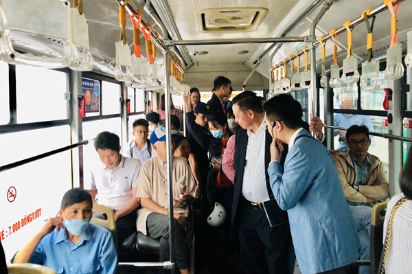 Hà Nội: Thẻ vé điện tử hướng tới thành phố thông minh