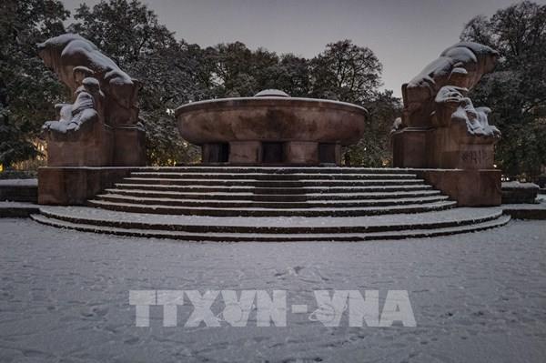 Người dân Đức được khuyến cáo ở nhà do thời tiết lạnh giá