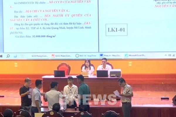 Huyện Mê Linh đấu giá hàng trăm thửa đất, thu về cho ngân sách hơn 100 tỷ đồng