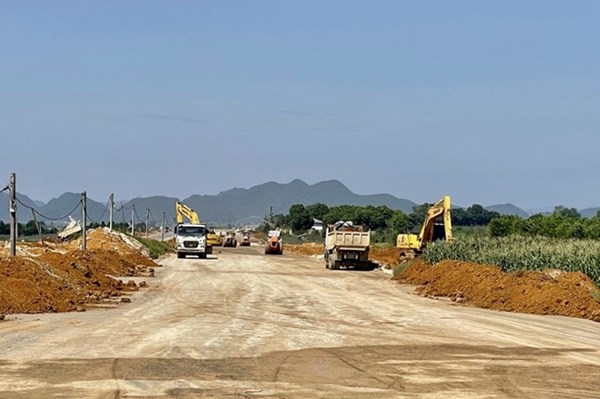 Ninh Bình rà soát mặt bằng dự án đường sắt tốc độ cao Bắc - Nam