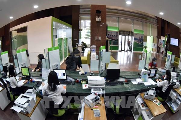 Lãi suất tiết kiệm ngân hàng giảm xuống dưới mức 6%/năm