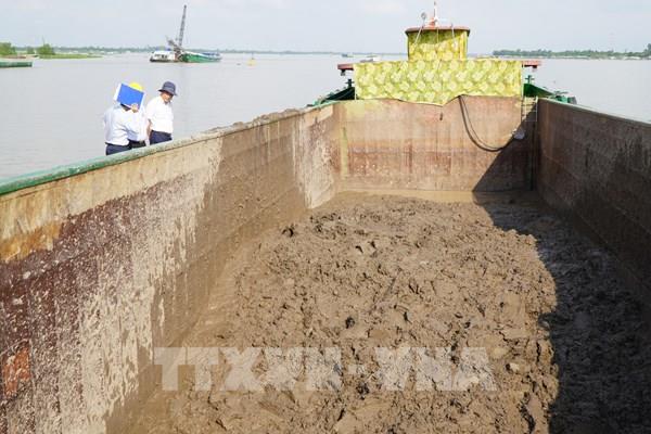 Thủ tướng Chính phủ trả lời chất vấn về giải pháp sử dụng cát nhân tạo thay thế cát tự nhiên trong dự án giao thông