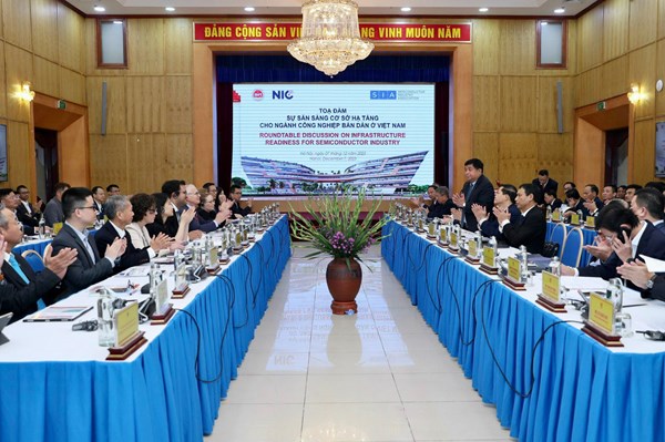Sẵn sàng cơ sở hạ tầng cho ngành công nghiệp bán dẫn ở Việt Nam