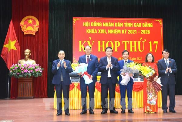 Bầu bổ sung Phó Chủ tịch UBND tỉnh và Phó Chủ tịch HĐND tỉnh Cao Bằng