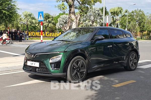 SUV điện VinFast VF 7- xe nhỏ mà "có võ"