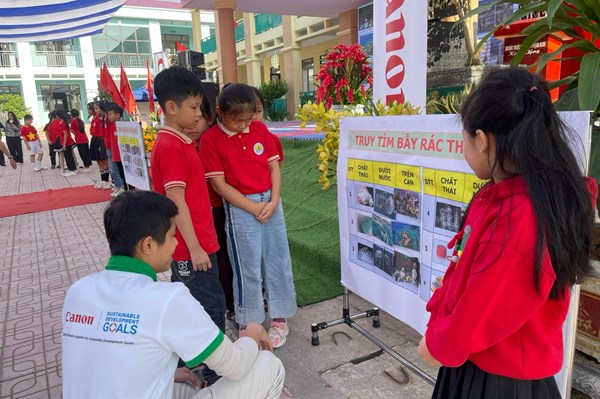 Canon Việt Nam tiếp tục “Chung tay hành động vì môi trường”