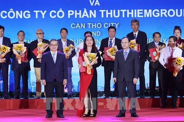 Cần Thơ trao 44 bản ghi nhớ hợp tác cho các nhà đầu tư