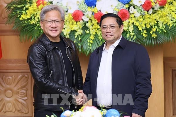 Thủ tướng Phạm Minh Chính tiếp Chủ tịch tập đoàn NVIDIA