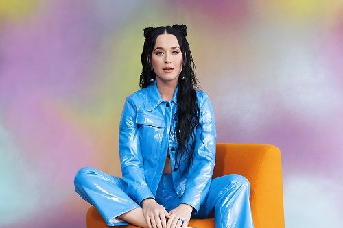 Nữ ca sĩ Katy Perry biểu diễn trong Lễ trao giải VinFuture 2023