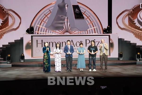 Vietnam Airlines được vinh danh tại giải thưởng Hành động vì cộng đồng