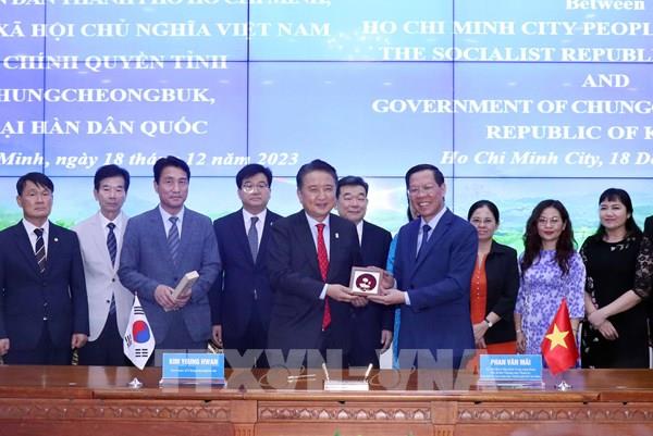 Tp Hồ Chí Minh và tỉnh Chungcheongbuk (Hàn Quốc) mở rộng hợp tác
