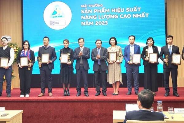 Trao giải thưởng cho doanh nghiệp, công trình tiết kiệm năng lượng năm 2023