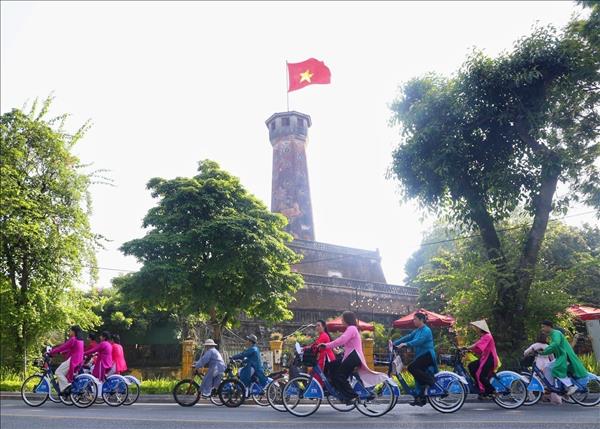 Kỷ niệm 70 năm giải phóng Thủ đô: Giới thiệu Thủ đô Hà Nội bề dày di sản