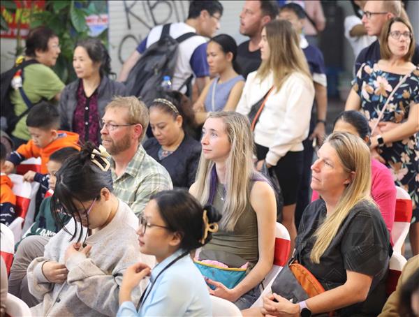 Việt Nam đón 12,6 triệu lượt khách quốc tế trong năm 2023