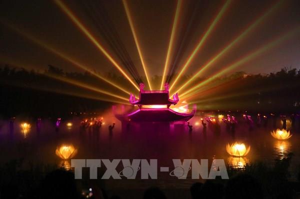 Khám phá tour du lịch đêm đặc sắc của Thủ đô