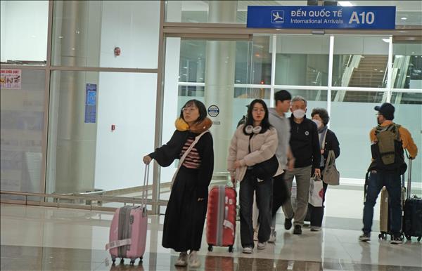 Đề xuất vận chuyển hành khách bằng xe điện kết nối với sân bay Liên Khương