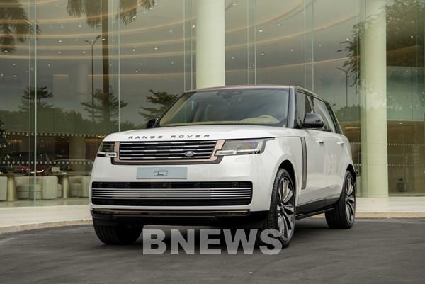 SUV thương gia Range Rover SV về Việt Nam có giá bán đến 25,509 tỷ đồng