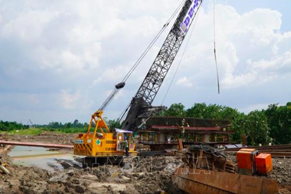 Điều chỉnh Dự án “Đầu tư xây dựng công trình đường cao tốc Mỹ An - Cao Lãnh giai đoạn 1”