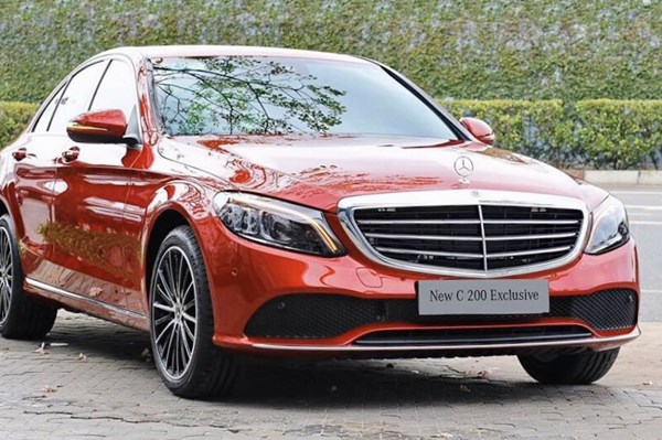 Có 255 xe Mercedes-Benz C200 và S450 tại Việt Nam cần quay về xưởng