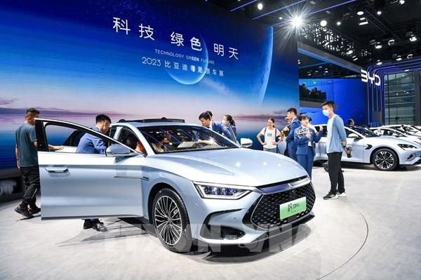 Tesla mất ngôi đầu xe điện toàn cầu vào tay BYD