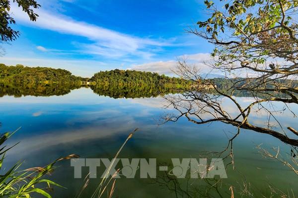  Vẻ đẹp hồ Pá Khoang (Điện Biên)