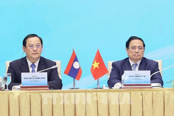 Thủ tướng Phạm Minh Chính cùng Thủ tướng Lào Sonexay Siphandone chủ trì Hội nghị hợp tác đầu tư Việt Nam - Lào