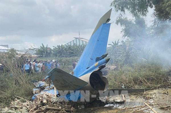 Bộ Quốc phòng: Phi công đã nỗ lực đưa máy bay ra xa khu dân cư