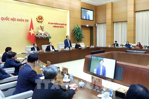 Uỷ ban Thường vụ Quốc hội xem xét việc giải thích quy định tại khoản 1 Điều 6 của Luật Đầu tư công