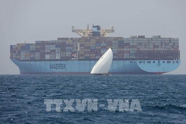 Giá cước vận chuyển hàng hóa qua Biển Đỏ tăng gần 250%