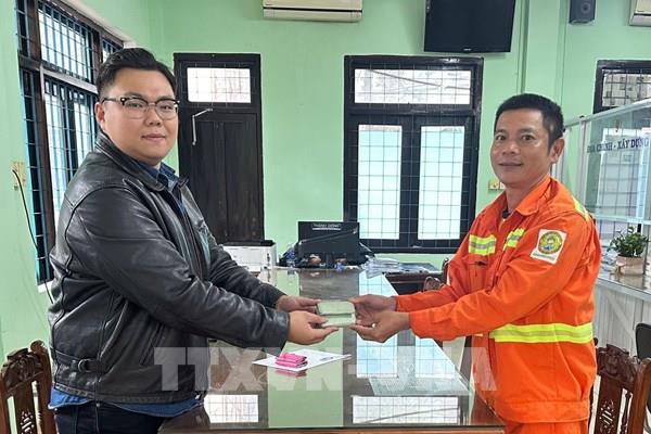 Hỗ trợ du khách quốc tế tìm lại tài sản đánh rơi ở Đà Nẵng