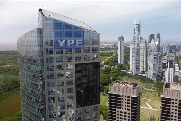 Tập đoàn Dầu khí quốc gia Argentina có khả năng vỡ nợ cao