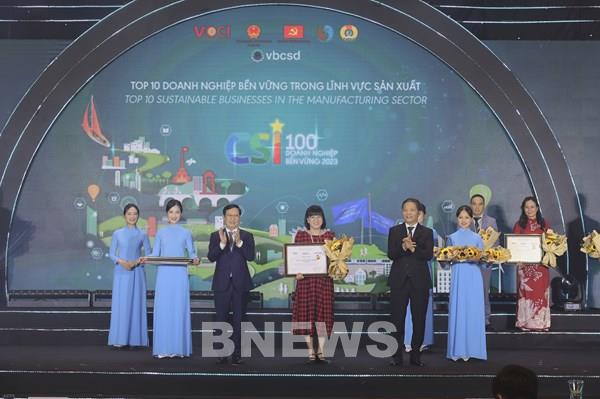 Vinamilk “bội thu” giải thưởng phát triển bền vững 