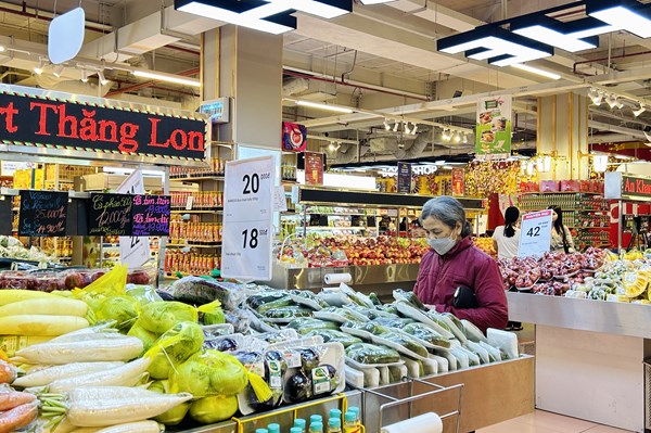 Tổng mức bán lẻ hàng hóa, doanh thu dịch vụ tiêu dùng tăng hơn 8%