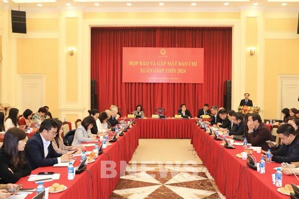 Vắng bóng căn hộ bình dân trên thị trường bất động sản