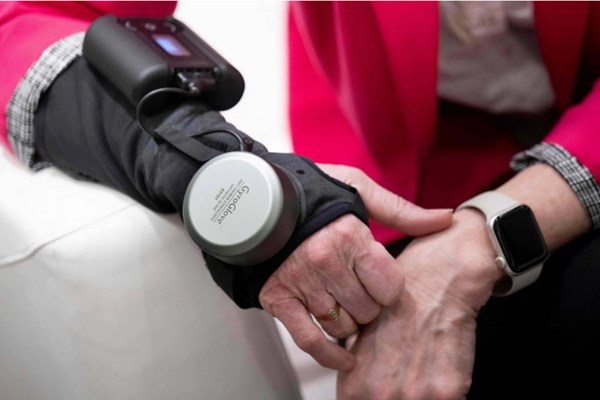 Nhiều sản phẩm, thiết bị công nghệ cao hỗ trợ người khuyết tật