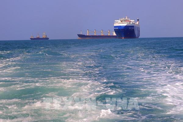 Có ít nhất 4 tàu chở nhiên liệu bị chặn trên Biển Đỏ 