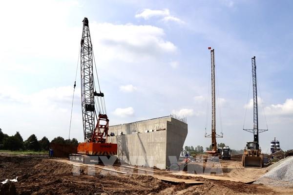 Cần Thơ tập trung xử lý vướng mắc 2 dự án trọng điểm
