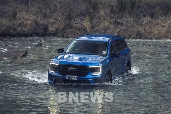 Một số lưu ý và giải đáp về lái xe ô tô qua vùng ngập nước