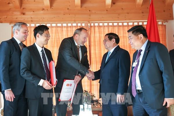 Thủ tướng Phạm Minh Chính tiếp lãnh đạo một số tập đoàn, doanh nghiệp lớn