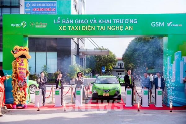 Sơn Nam thuê xe VinFast từ GSM làm taxi điện MaiLove tại Nghệ An