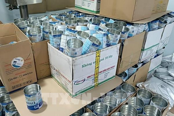 Triệt xóa đường dây sản xuất, buôn bán thực phẩm giả