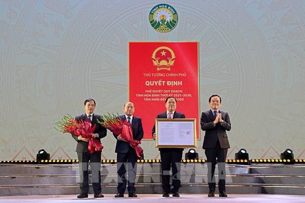 Phó Thủ tướng Trần Lưu Quang dự Hội nghị công bố Quy hoạch tỉnh Hòa Bình thời kỳ 2021-2030, tầm nhìn đến năm 2050