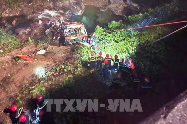 Vụ xe khách lao xuống vực tại Đà Nẵng: Bắt tạm giam tài xế