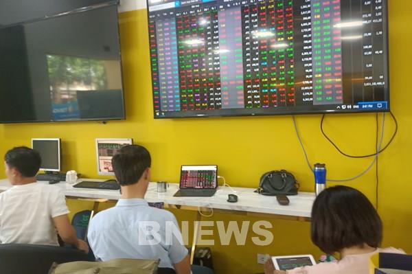 Danh mục cổ phiếu cần quan tâm hôm nay 26/1