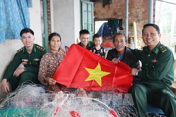 Mùa Xuân đến sớm với người dân vùng biên