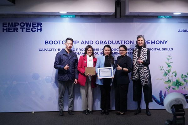 Tăng kỹ năng số cho phụ nữ trẻ khởi nghiệp