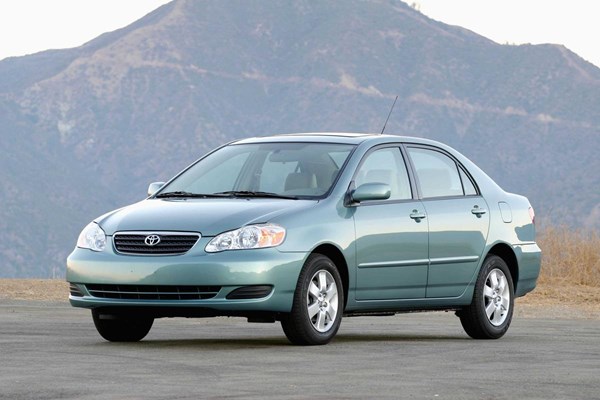 Toyota và GM cảnh báo khẩn cấp về lỗi túi khí trên 61.000 xe